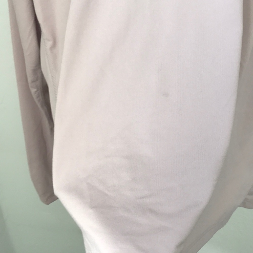 SOLD Nike running shirt - Picture 10 of 12